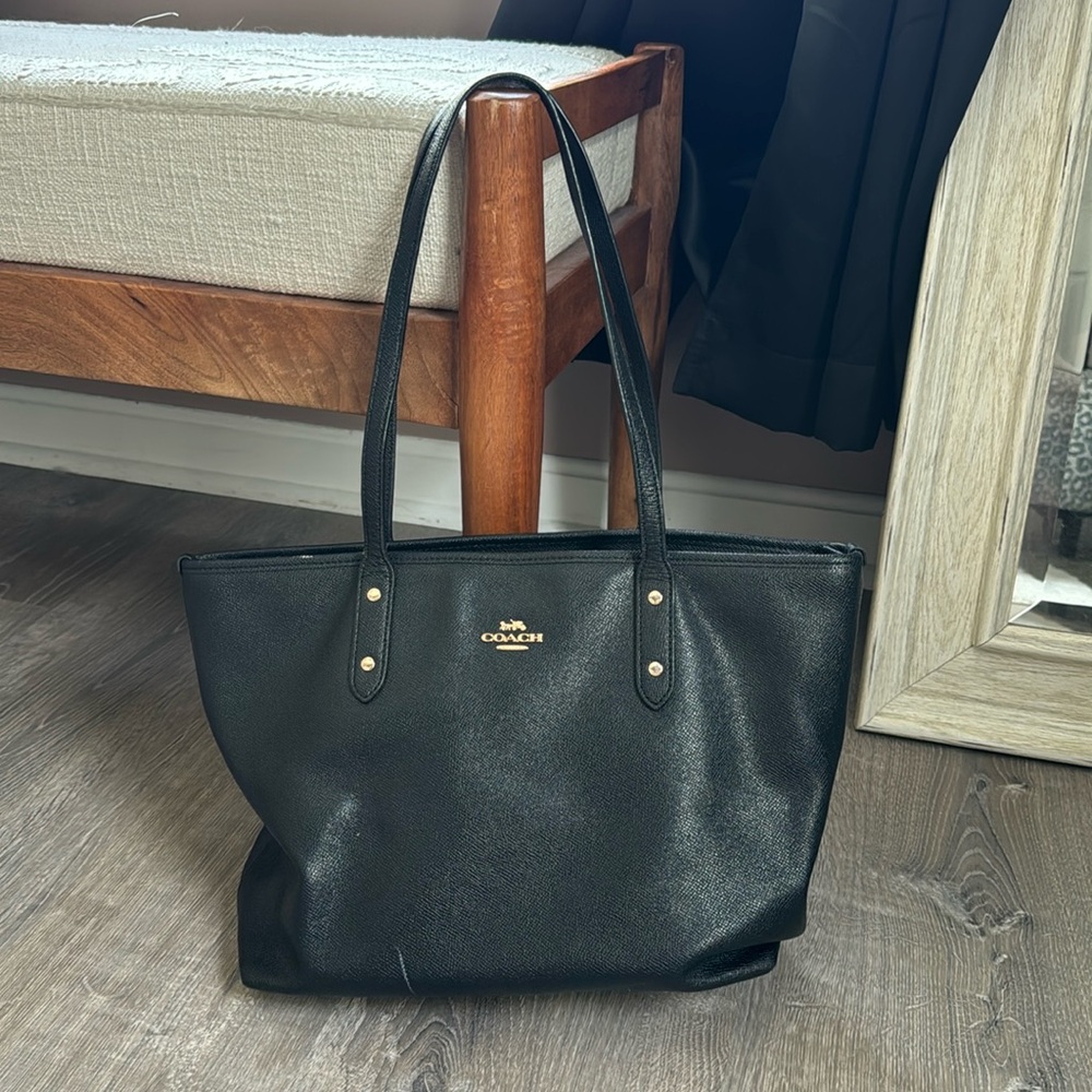 Black coach bag